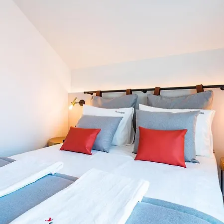 Flh Viola Market Flats With Terrace Apartment Funchal (Madeira)