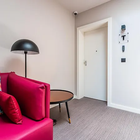 Flh Viola Market Flats With Terrace * Funchal (Madeira)