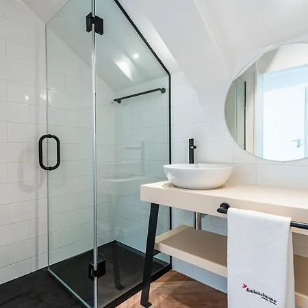 Flh Viola Market Flats With Terrace * Фуншал