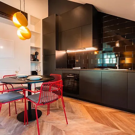 Flh Viola Market Flats With Terrace Фуншал